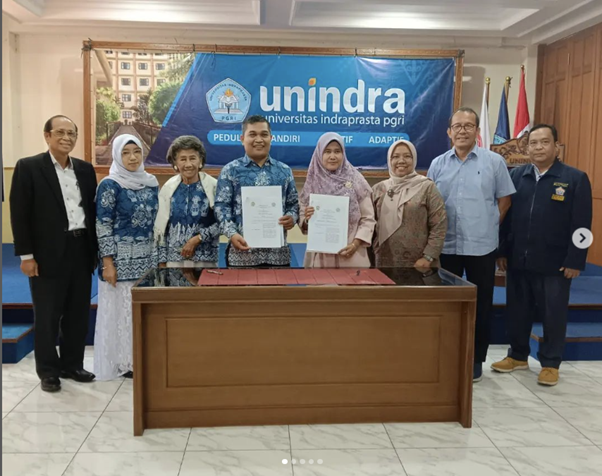Lecturers of the English Education Postgraduate Program, FKIP UNIB visited the English Education of PPs UNINDRA Lecturers of the English Education Postgraduate Program, FKIP UNIB visited the English Education of PPs UNINDRA
