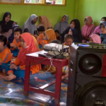 THE COLLABORATIVE ROLE OF TEACHERS AND PARENTS IN THE DEVELOPMENT OF BASIC LITERATURE FOR EARLY CHILDREN IN TALANG FOUR VILLAGE, BENGKULU CENTRAL REGENCY “DIGITAL LITERATURE”